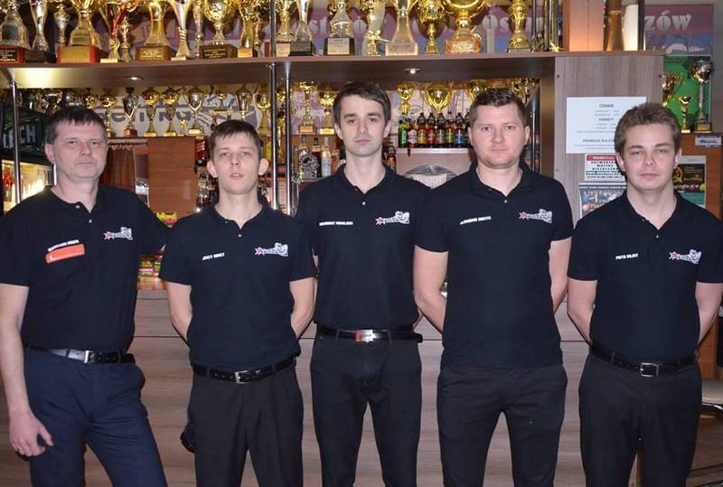 Na zdjęciu drużyna Ósemki Rzeszów ( fot. fanpage klubu bilardowego Ósemka w Rzeszowie )